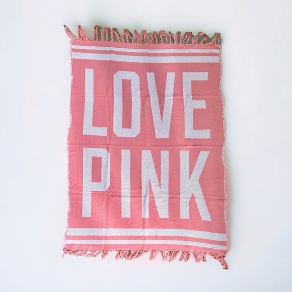PINK Victoria’s Secret Festival Blanket Love Pink, 50 in. x 60 in. - Picture 2 of 5